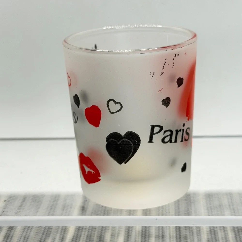 Paris Souvenir Shot Glass Frosted Eiffel Tower Hearts Lips Red‎ Black White